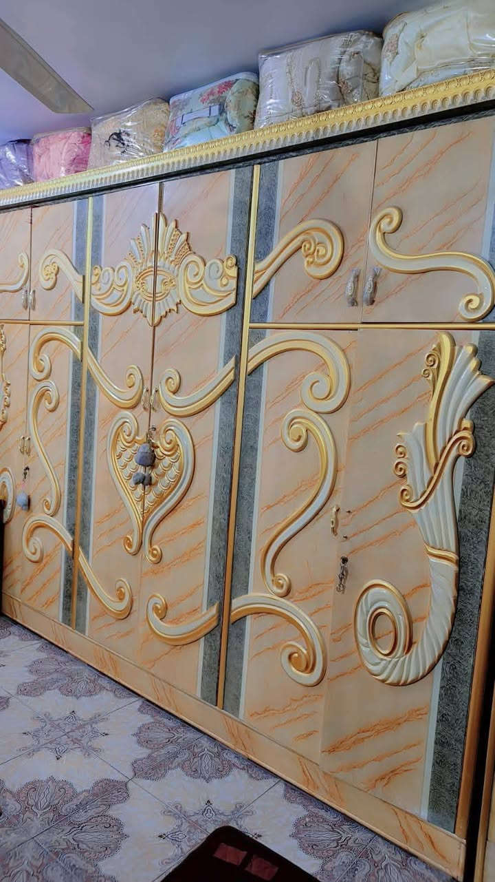 السلام عليكم
غرفه عراقيه 7 قطع مستعلمه شي قليل كلش نظيفه أخت الجديدة للبيع مكاني بغداد السعر 700 ألف مستعجل عل بيع عندي سفر ***********
