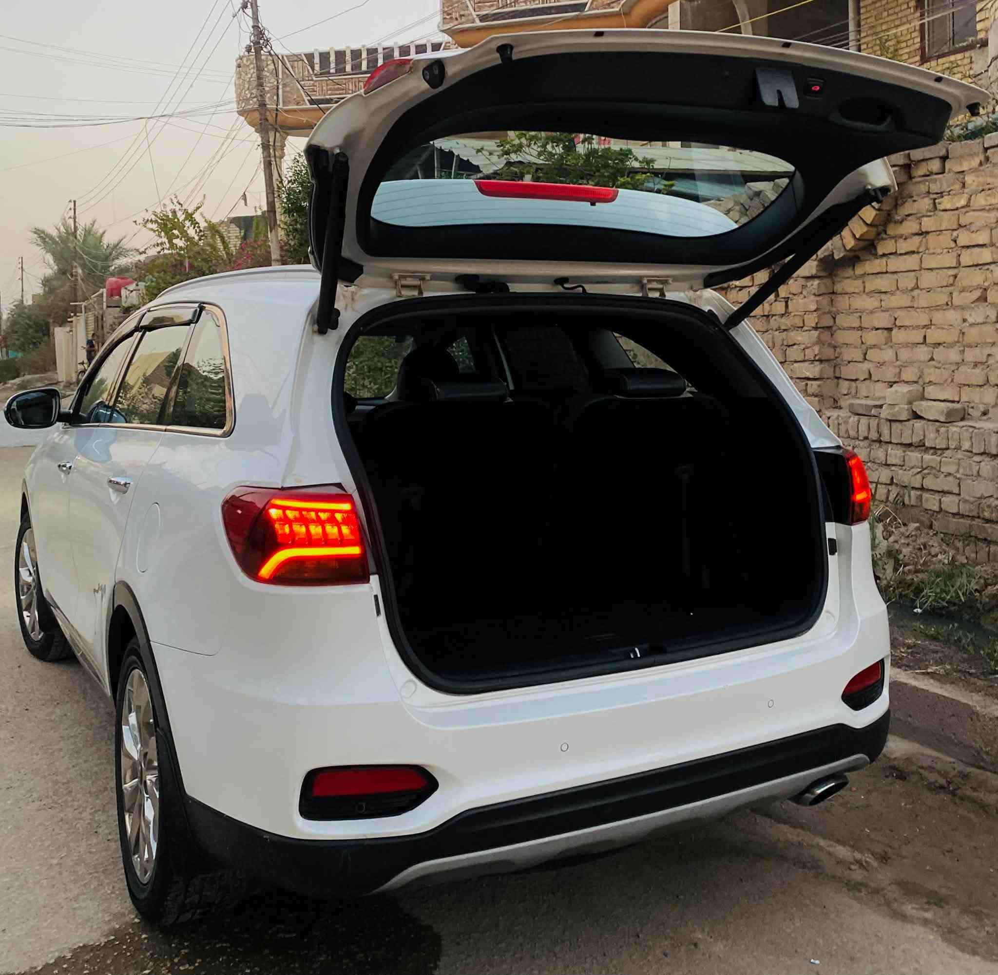 سلام عليكم
سورنتو 2019
كفالة عامه من البارد والتبديل والصبغ 
فول الفول 
محرك كير كفالة 

رقم بغداد الدولي بأسمي 

الموصفات سايد بريك بصمه كشنات جلد كشنات كهربائي اثنين
بنراما ٣ طبكات حساس تحذير عند الاقتراب امامي وخلفي  كشنات جلد 
لد دعاميه 
 اصندوق كهربائي 6 سلندر 3500 3 قطع تبريد 7 راكب ليد امامي ليد خلفي كامري خلفيه شاشه كيبره حساس خلفي حساس امامي التحكم بمستوى الإضاءة لايتات زينون بصمه تشغيل بصمات أبواب الكشنات الاماميه كهربائي يدات ترحيب يدات نيكل ويل كروم مري جانبيه شفط اشاير ترحيب فتح المري عند الاقتراب بردات خلفيه
ثلاث قطع تبريد وباقي مواصفات معروفه 

ما عجبك السعر ان شاءالله تحصل احسن منها وربي يوفقك 

مكاني بابل السعر 240
الاستفسار على الرقم ***********
