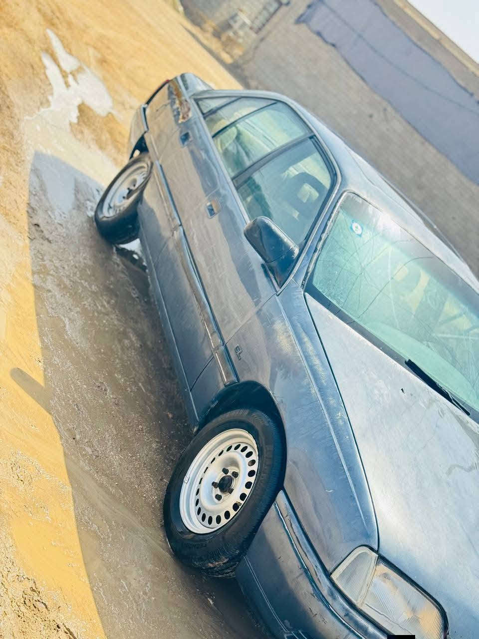 اوبل اوميكا • ١٩٨٩ • محرك ٢٠٠٠