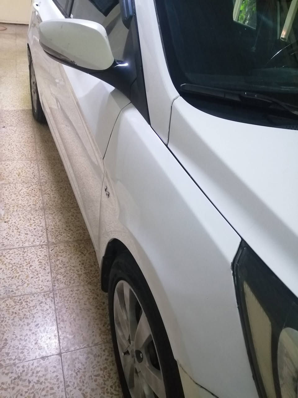 اكسنت للبيع موديل٢٠١٢ باسمي سنويه وهزه جديده قطعه وحده صبغ بونيد فقط سلايت اشاير بالمرايا ويل كب السعر ٩٠ التواصل ***********
