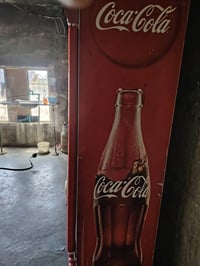 عندي براد لبيع جديد السعر خاص 07505450155