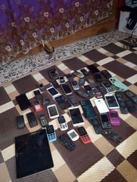 قيم • واتساب • للبيع
