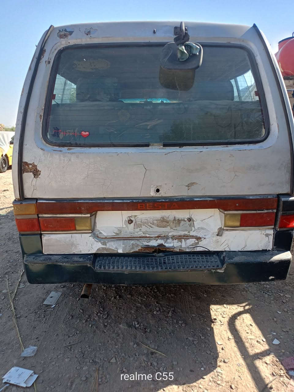 اللبيع سيارة كيا بسته 93رقم بغداد تحويل ثاني يوم سياره بس احمر لرقم صدر جديد جاهزة من مكينة وكير وكسن خير من الله عوزه باور وتوشمه السعر 20وبيه مجال مكاني لكوت قضاة لحي للستفسار ***********

نص مكتوب في الصور:
- realme C55