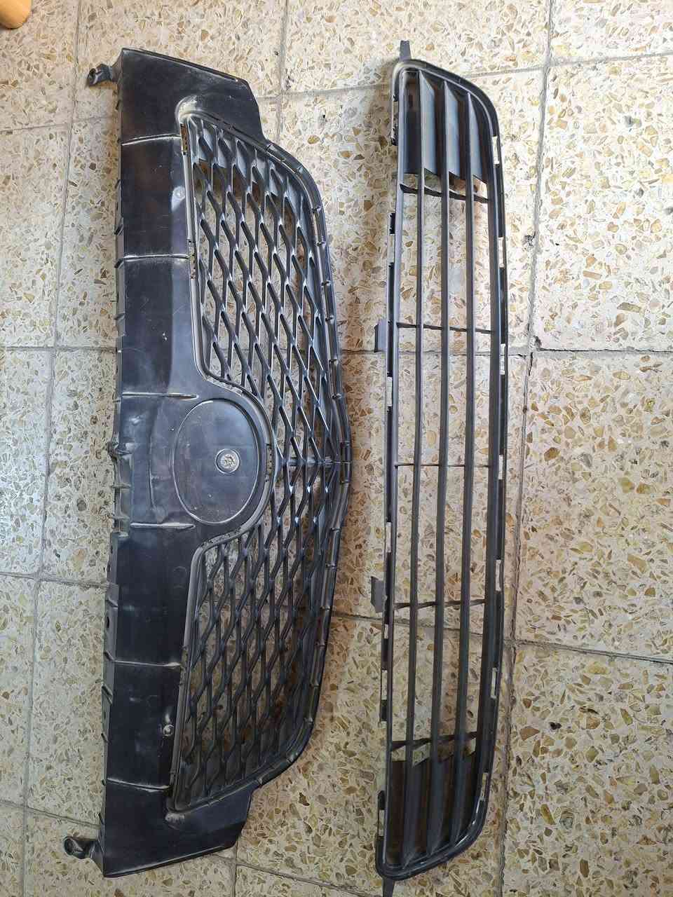 السلام عليكم
أغراض كورلا للبيع اصلي تفصيخ  ٢٠٠٨. ٢٠٩٩. ٢٠١٠
بك لايت ٣ قطع 
لد بريك دشبول خلفي 
شباك علوي وسفلي 
باب كامل مع ملحقاته 
بغداد البنوك  ***********
