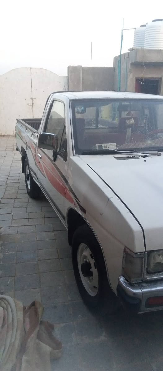 بيكم نيسان مستحيه العنوان البصره النشوه بيع مستعجل السعر50ورقه
هاتف ***********
