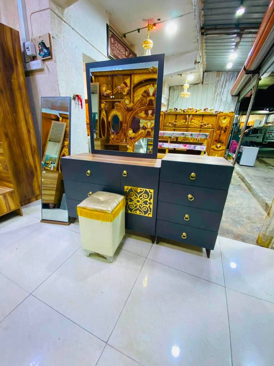 9قطع ب650 فقط عنوان بغداد تواصل ويانا عبر واتساب***********

