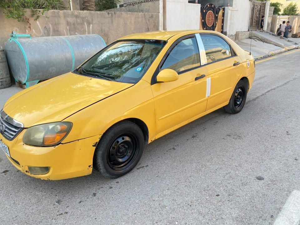 السلام عليكم اسبكترا  موديل 2009 رقم ديالى سنويه وهزه جديده 30 تخم تاير جديد صدر خير من الله ضرر سياره جاملغ خلفي فقط محرك لا صرف ولا بخار سياره حلوه  كير اوتوماتيك  جيد السعر 62 وبيه مجال الشري يتصل ويدلل رقم ***********
