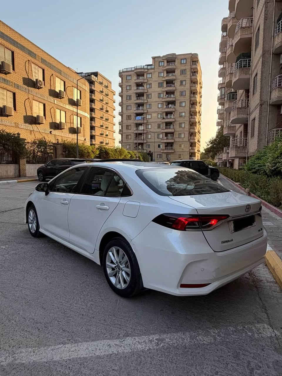 السلام عليكم
كورلا  2023GLi
ضمان شركة شاز 
مكينه 1800
سلايد 
بصمة 
مري شفط 
قطعيتن تبريد 
5ويل كب 
وبعد بيهاا مواصفات 
السيارة مكفولة عدة ملاحضة وحدة صغيرة 
مكاني بغداد الكرخ 
***********

