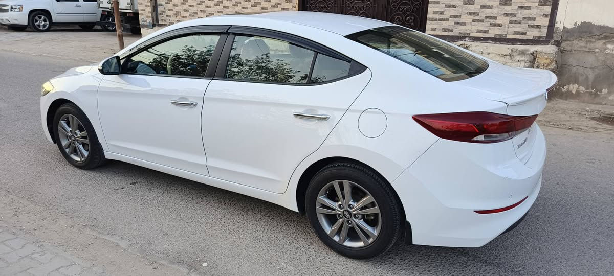 النترا 2018 خليجي رقم بغداد الجديد ماشية 95 مكفولة من الصبغ والتبديل والسونار موجود بالمنشور
فول مواصفات عدا البصمة 
فتحة سلايت روف /// داخل صاج
شاشة + كامرا /// فول تحكم استيرن
اشاير بلمري /// نظام ABS
مري ترخيب /// حساسات خلفية 
تبريد قطعتين ///ثلاث وضعيات قيادة
كشنات جلد /// يدات نيكل
لايت عدسة // لد نهاري
محرك 2000 دوش 
كير ومحرك مكفولات // تبريد +حدادية +تخم تاير كلة جديد
رايدة $148 للستفسار *********** اتصال فقط
النترا 2018 خليجي رقم بغداد الجديد ماشية 95 مكفولة من الصبغ والتبديل والسونار موجود بالمنشور

