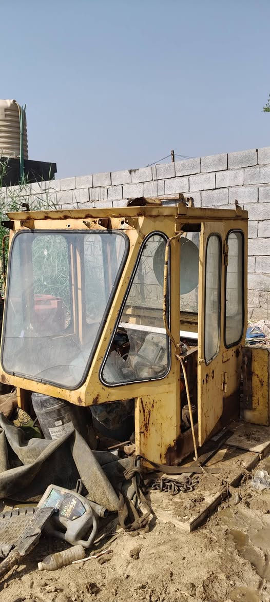 قطع غيار سيارات • للبيع