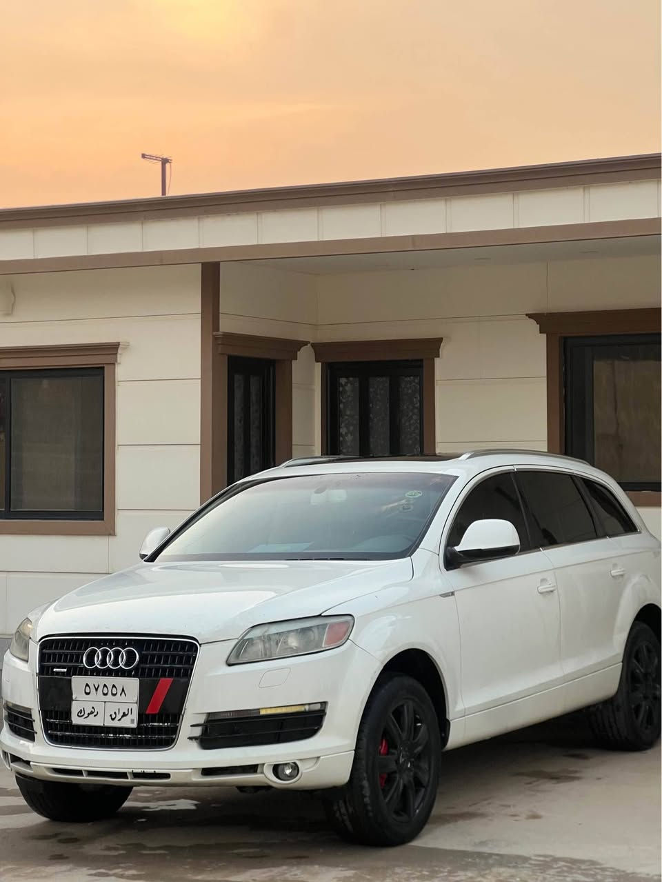 به ناو ناكريت  ساعيبي له ئه وروپايه 
***********
Audi Q7 - 2007 -v6 3600 - فول ماسفات
ده بل ئه كسل - پانؤراما - گوشين جلد - قه پات قه پات ماسفات - سياركه رقم دهوكه به شرتي ئه وي ده فروشم مالي كه س نه بيت - عه دزي له سه ر نه بيت سياركه ته نيا به رادي روني ته قيه - گير و ئه كسلي به شرته - گورينه و فروشتن سياركه له هه وليره أربيل, العراق
