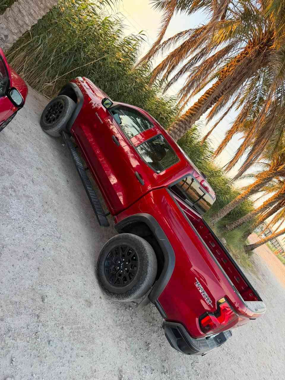 السلام عليكم للبيع السعر 235موديل 2024 محرك 4 ماشيه 16 سياره جديده مكان السياره واسط الزبيديه ***********
