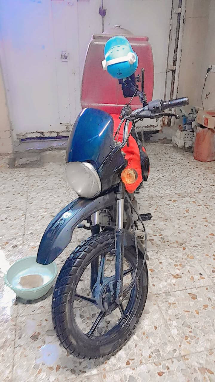 بوكسر موديل 20 الدراجه بيهه نواقص بسيطه ميكلفن 50 الف مكينه نضيفه الدراجه مال شغل نقص اوراق العنوان بغداد الزعفرانيه السعر 650 وبيهه مجال كلش بسيط ***********
