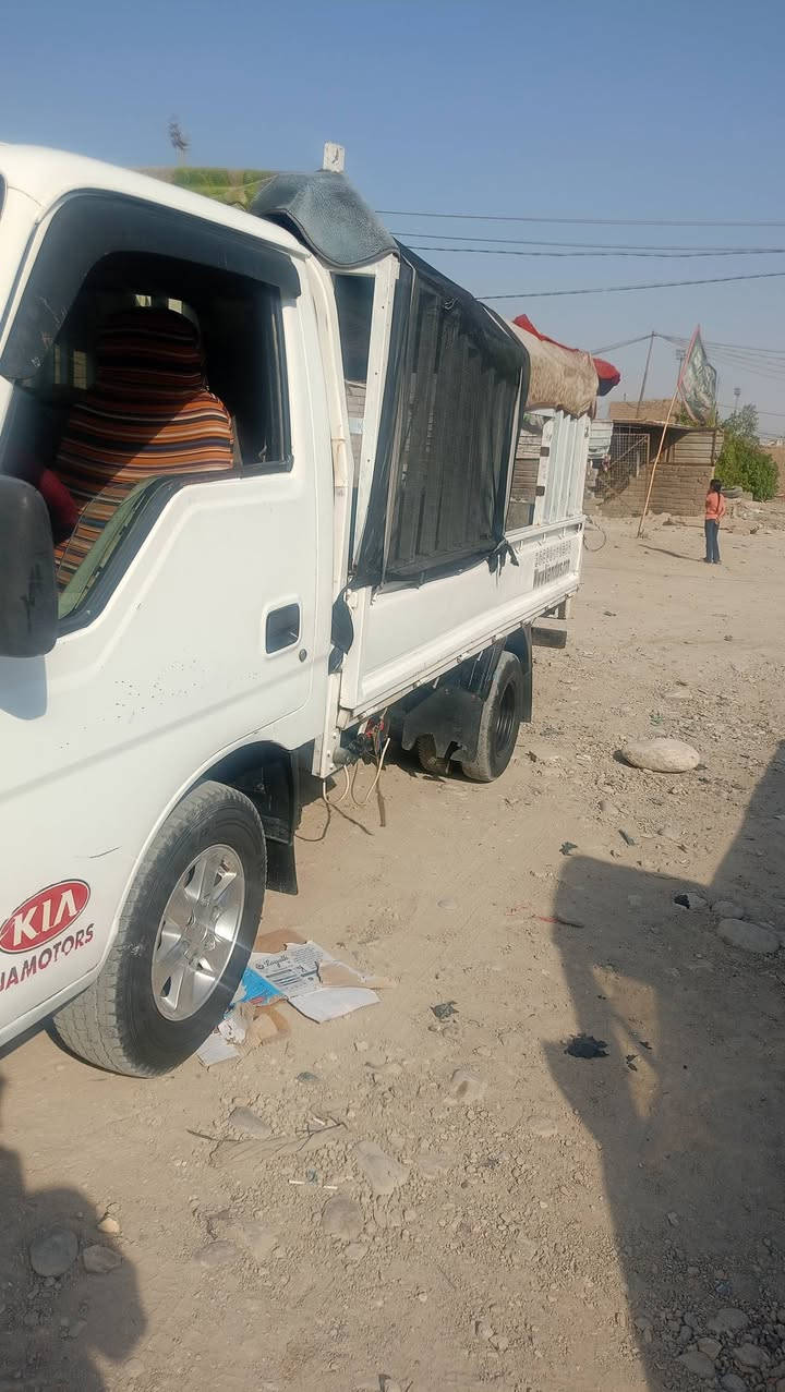 فونتيره للبيع مكلف بالنشر
مكينه وكير واكسن مكفولات طخم تاير جديد سيارة مابيه شي موديل 2000 رقمها انكليزي سنوية ما ساقطة 
مكاني ناصرية سوق الشيوخ 
سعرها 60 وبيه مجال 
رقمي ***********
