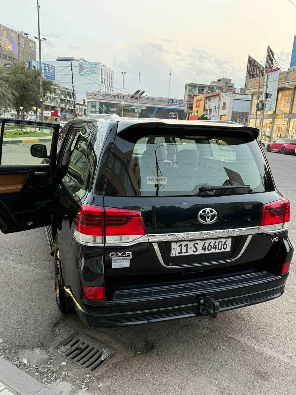 سلام عليكم جمعة مباركة 
🚘 للبيع | Toyota Land Cruiser GXR 2021

✨ لاندكروز GXR موديل 2021
▪️ السيارة نظيفة وجديدة جداً
▪️ الممشى: 80,000 كم
▪️ اللون: أسود 🖤
▪️ مغلفة PPF بالكامل
▪️ الداخلية: قرميدي 🤎
▪️ المحرك: 6 سلندر
▪️ رقم بغداد
▪️ تحويل ثاني
▪️ السيارة كفالة عامة
▪️ المواصفات: مواصفات GXR كاملة ومعروفة
▪️السعر 58,000$ يعني 580 ورقه

📍 موقع السيارة: بغداد – الكرادة – ساحة كهرمانة

📱 واتساب: ***********
📞 اتصال: ***********

🔥 سيارة جديده جداً
