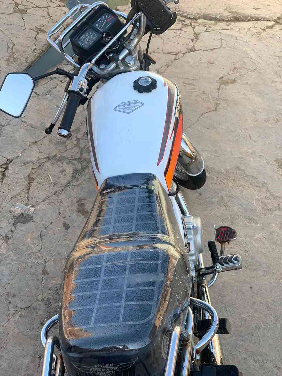 ماطور تايكر ٢٠سخت
ماطور شرط ما مفتوح
مكينه نار لا صرف ولا شي
كهرباياتو شغاله 
منفيس بي
السعر٧٠٠🔒
مكاني الموصل مزارع زيونه
رقم بي بس واتساب***********
