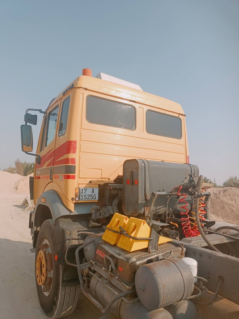 كرواتي 97 محرك 35 كير فافون مجموعة جيف رقم انگليزي 
راس تريله قلاب ثلاث لوحات 
***********

