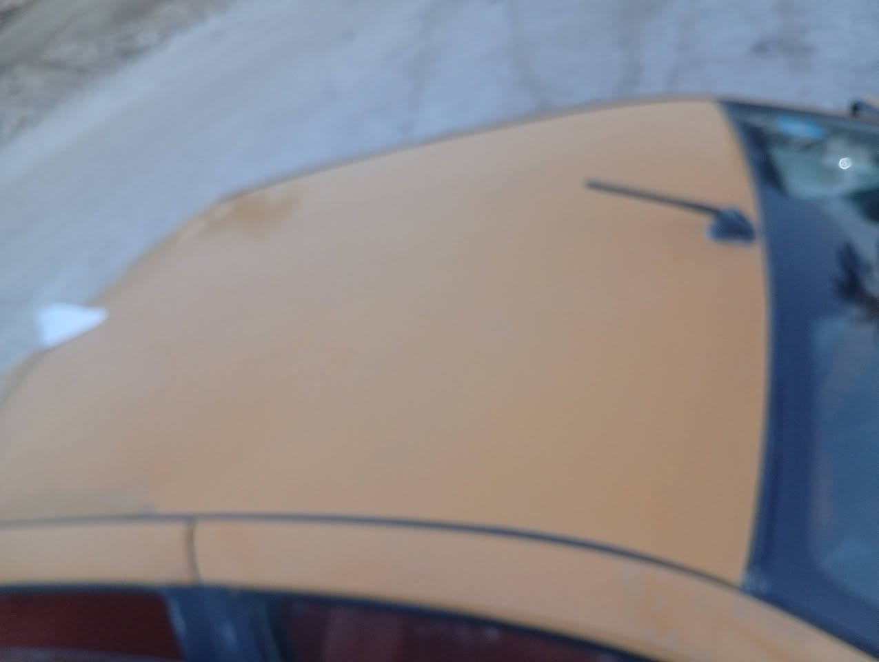 سلام عليكم سمند موديل 11 رقم بغداد نكليزي وبسمي سياره نظيفه جدا محرك بل جيس عنوان بابل غرفته جديده مصفره غرمات رقم موبايل سعره32. وبيه مجال بصيط ***********

نص مكتوب في الصور:
- ٠٣:٤٨ م