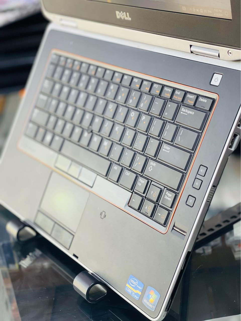 Dell 6420 🖥️ 

Corei 5 ✅

Ram 4 🔥

هارد 320GB 

شاشة بحجم 14 🖥️

منفذ HDMI port 🎞️

منفذ VGA 📽️

منفذ usb  عدد 3

منفذ aux 

بطارية تدوم اكثر من ساعة  🔋

ملاحقات الجهاز شاحنة اصلية 🔌 + حقيبة 

نظافة الابتوب 99٪؜

العنوان الموصل الزهور دورة سيدة الجميلة📍

 مكتب فوكس ستور

يتوفر توصيل جميع محافظات العراق 🚚🚛🚚🚛

تفاصيل اكثر :☎️ ***********.☎️*********** موصل, نينوى
