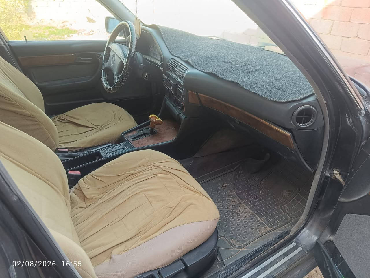 بي ام 525  موديل ٩٢  بأسمي تريد تحويل تريد وكالة جاهزة ونظيفة حدادية تخم تاير جديد تبريد شغال باتري جديد كير جديد  اي نقص مابيهة فقط خيط تبخير بالمحرك السعر ٥٥ وبيهة مجال . مكاني ذي قار  ناحية المنار ( الحمّار ) 
للاستفسار مراسلتي او الاتصال ***********
