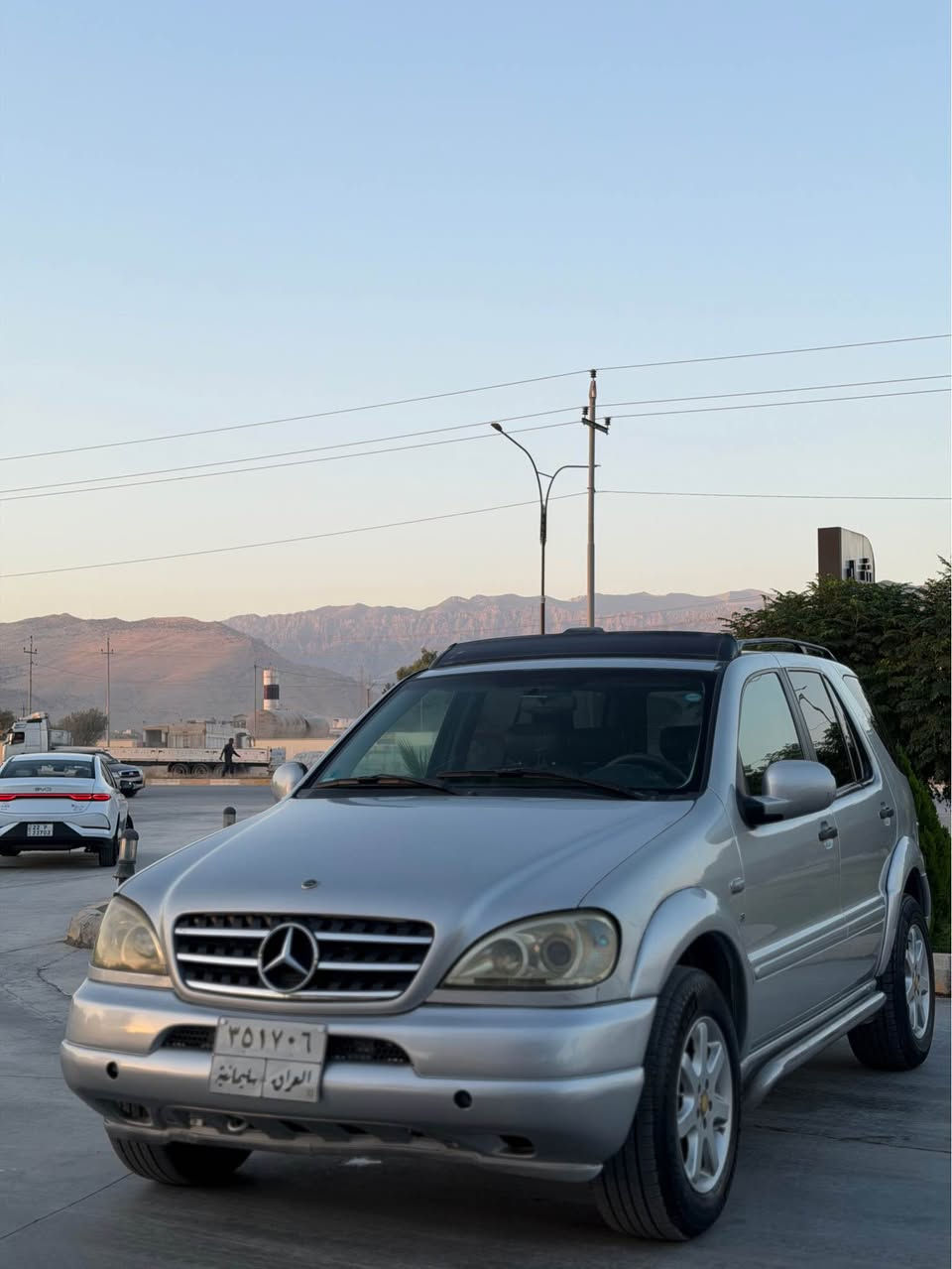 ‎Mercedes ML 55 AMG 1999

85$گەڵا و محامەلە
***********
***********‎ Singapore
