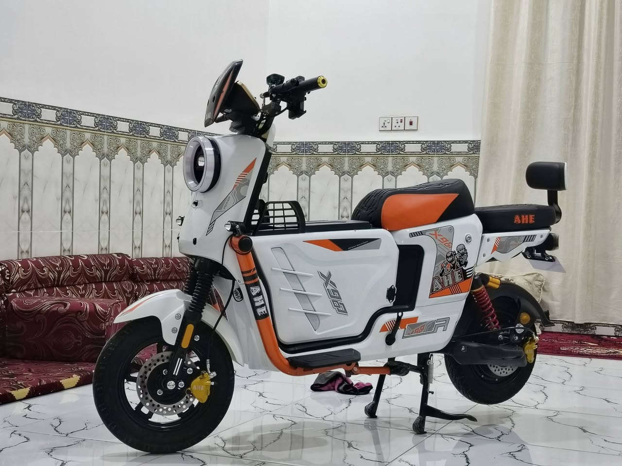 X900 • نضيفه • دراجه شحن