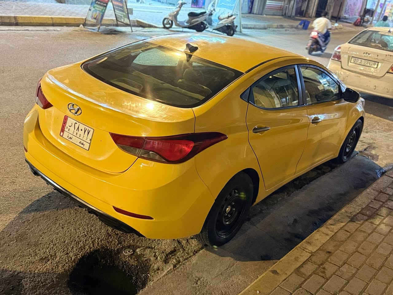 السلام عليكم اخوان الانتره امريكي موديل 2014 حادثها جاملغ الامامي وحافه البنيد بلا داخل صوب اليمنه مكينه كير حداديه جديده تبريد ثلج 🥶 سنويه ال2028مصفره هيئة وغرامات تخم تاير جديد السياره مالت جناي السعر 98 وبيها مجال عنواني كربلاء طويريج ***********
