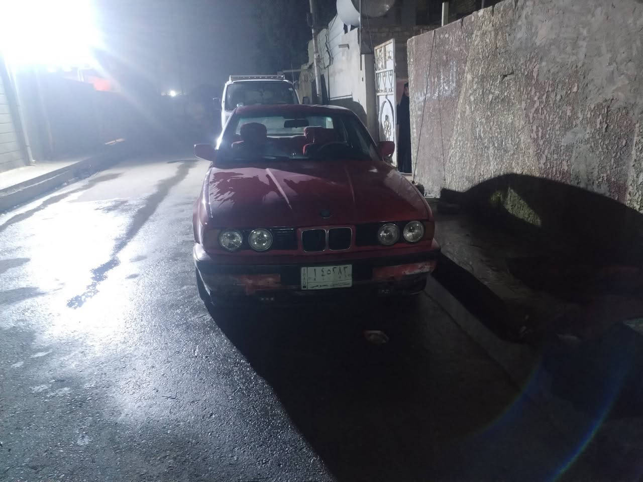 السلام عليكم
للبيع bmw 535i موديل 91
سيارة مال تعمير
كير ومكينه كفاله عامه
مكينه مفتوح 3500 بلاد صافية
صدرها جديد
الكشر بدون خياس بس يرادلها ترتيب
مكاني بغداد ***********
رايدها ب35 وبيها مجال
