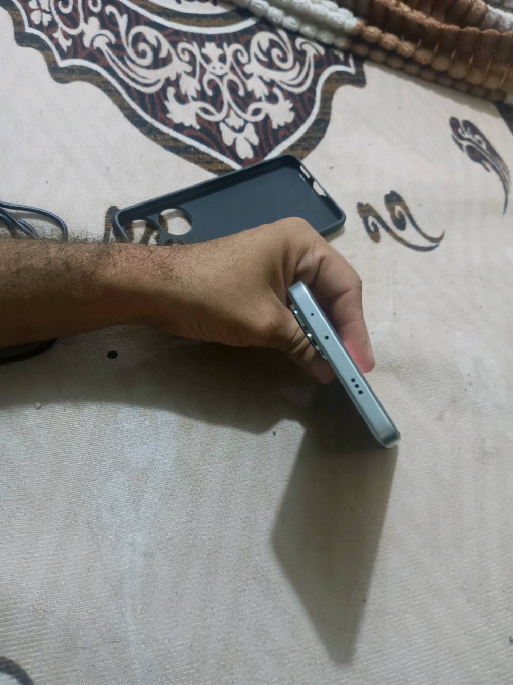 جهاز مراوس سارله 20 يوم جايبه من الوكاله مراوس بايباد 11 2018 او 2020 كون نجف فقط نجف جهاز سعره هوه ولبراد 465 عليه
