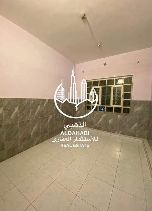 شقة للايجار في الحكيمية
موقع ممتاز
بناء حديث
تحتوي على
غرفتين
صاله
استقبال
مطبخ
صحيات
سعر الايجار 500
للمعلومات اكثر الاتصال على الارقام
او زيارة موقعنا 
البصره _ شارع عام حي الزهراء _ قرب مستشفى النفط 
***********
الذهبي للاستثمار العقاري
مجاز قانونياً
