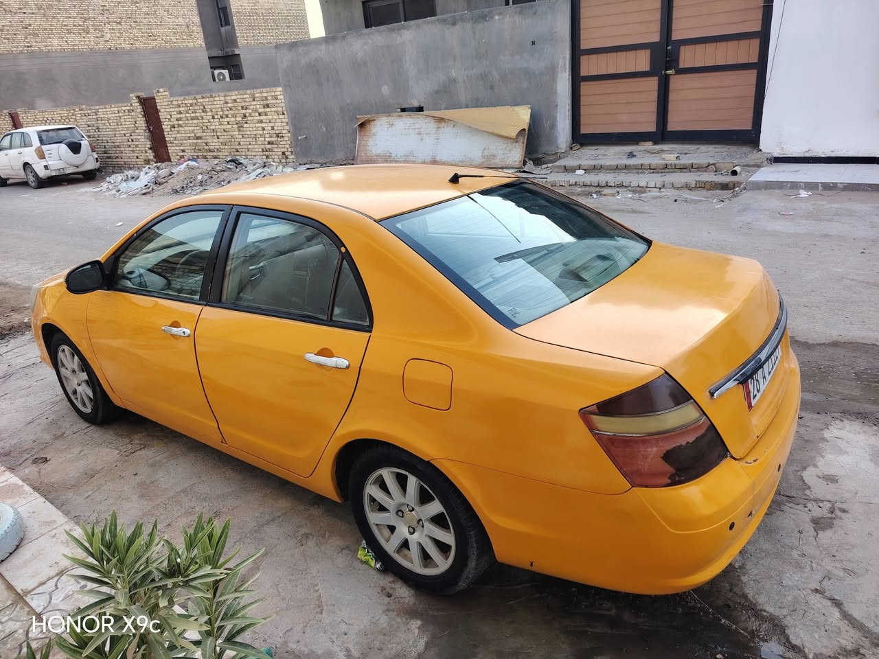 جيلي موبل ١٣ باسمي مصفره هيئه وغرامات وسنويته ل٢٩ السياره احلى من الصور تبريد ثلج محرك وحداديه خير من الله مكفوله من الضربه ***********

