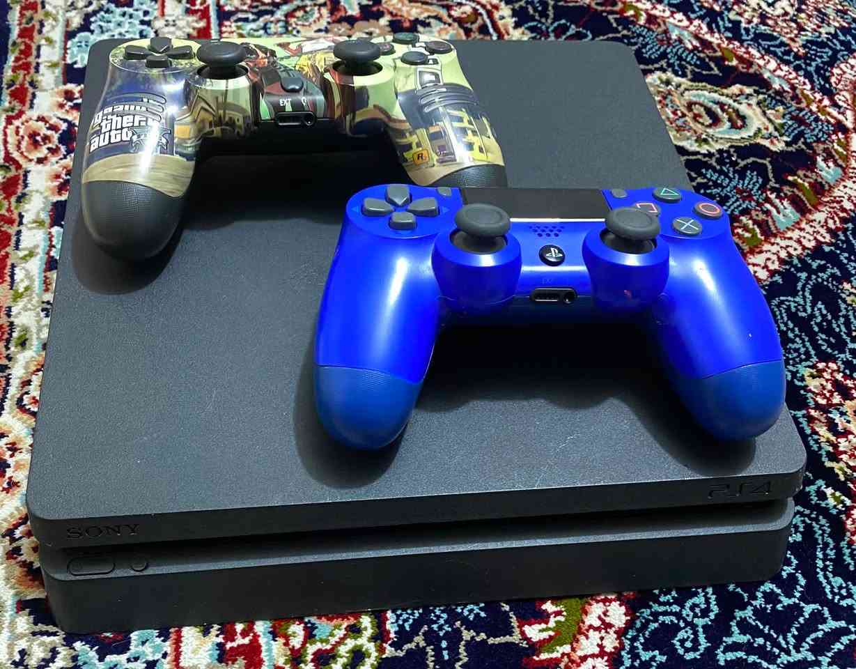 PS4 slim
500GB
نظام 11.50 تهكير حاله حال التسعة بالاستقرار كله شغال 
الجهاز مفتوح للتنظيف ..
وكفره الفوك الكبسة مالته ممرودة فميكبس كلش تحسه هيج ينملص بسرعه ممأثر بس لازم اوضح
ملحقاته اثنين جوستك 
واير كهرباء اج دي 
العابه 
Pes21
Pes2007
Gta5
Crash
Resentevel4
Spaederman
وبعد لعبة 
بغداد/ الكمالية 
للتواصل ***********
السعر ٢٨٠ نهايته
