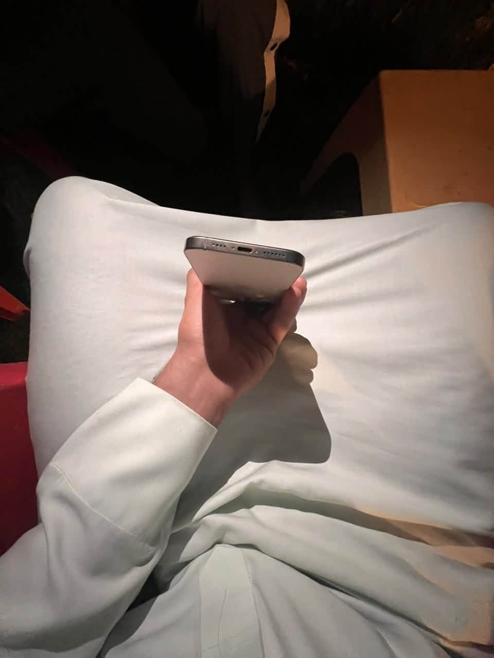 آيفون ١٦ • ٢٥٦ • بطاريه ٩٠