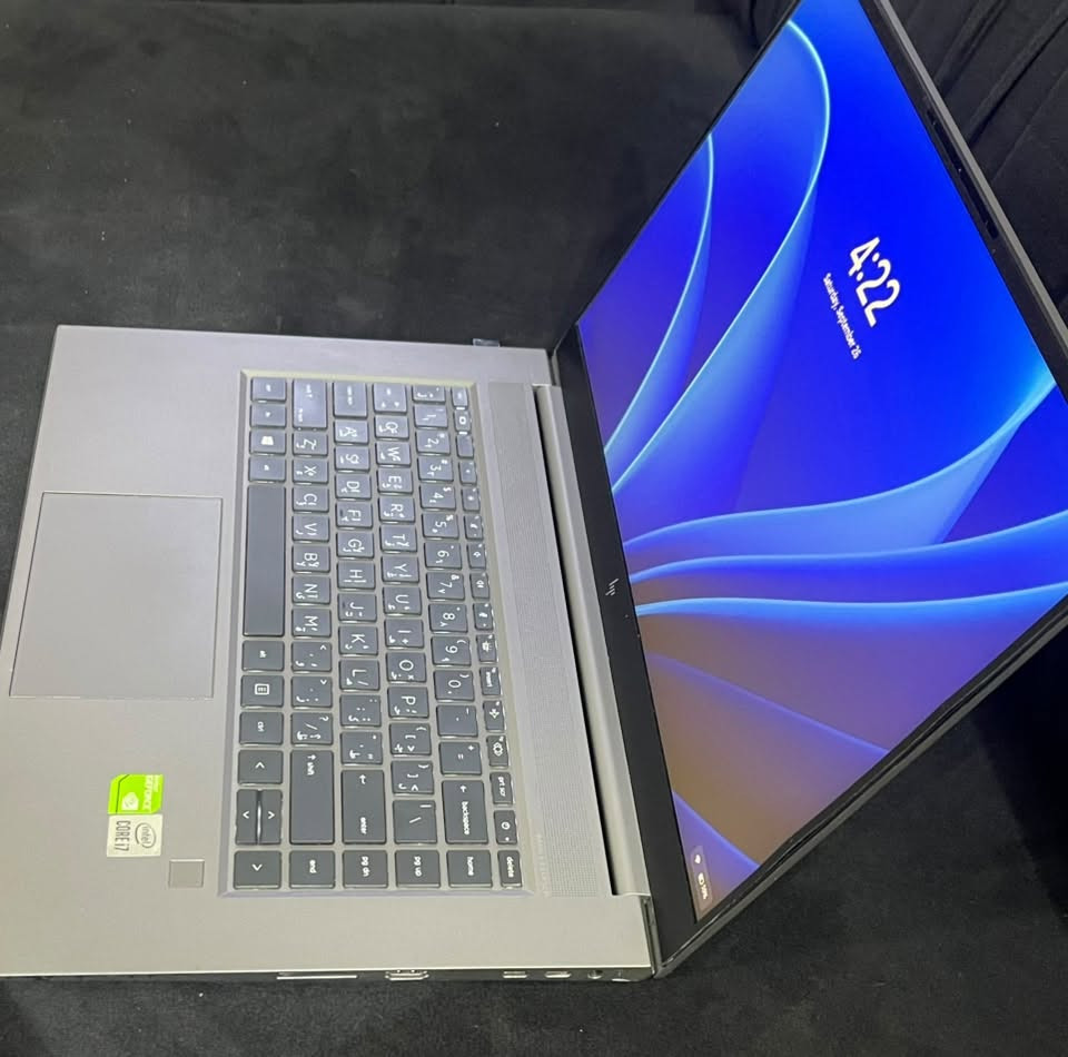 سلام عليكم
‏💻  حاسبة HP ZBook للبيع

المعالج: Core i7 – الجيل العاشر

تحتوي كارتين شاشة :

كرت الشاشة خارجي : NVIDIA Quadro T1000 4GB

كرت شاشة داخلي  Intel UHD

الرام: 32GB DDR4

التخزين: 512GB SSD

النظام : Windows 64-bit

حساس شاشة للفتح التلقائي 

الجهاز نظيف وحالته ممتازة

 كيبورد عربي إنكليزي 

مع ملحقات:

1️⃣ ماوس وايرلس

2️⃣حقيبة 

3️⃣ شاحن أصلي مال الحاسبة

جميع القطع أصلية وبدون تبديل

مناسب للدراسة والهندسة و برامج التصميم

واتساب : ***********
