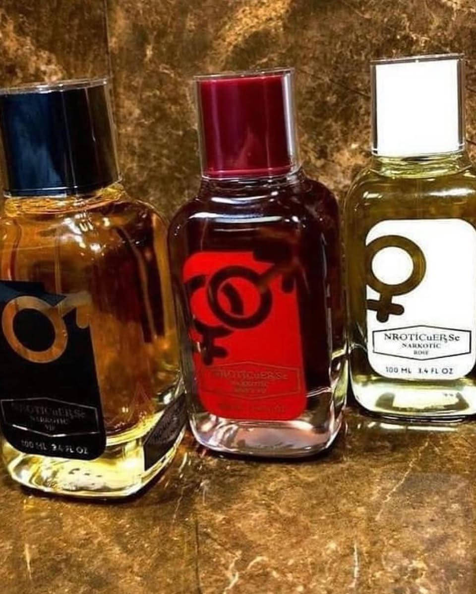 35000 الفــــــــ دينار 
هيبة وحضور.. عطور "نوركتك" رجعتلكم من جديد! 😍🔥
رايح لطلعة مهمة؟ عندك مناسبة وتريد عطر يكلب المكان كلاب ويخلي الكل يسألك "شنو هذا عطرك؟" 🤔✨
جبنالكم سيت عطور NROTICuERSe الأصلي! مو بس عطر، هذا قنبلة مال فوحان وثباتية تقفل على 48 ساعة بالملابس! فد شيء راقي وعلى ضمانتنا.
👇 التشكيلة المتوفرة حالياً:
⚪ العلبة البيضاء (نسائي - ROSE): عطر أنثوي جذاب وهادئ، يفيض بنعومة الورد والفاكهة.. للثقة والأناقة.
🔴 العلبة الحمراء (للجنسين - ROSE & VIP): البديل الأقوى والأفخم لعطر (باكارات روج) العالمي! ريحة سويتية شرقية تاخذ العقل.
⚫ العلبة السوداء (رجالي - VIP): عطر الهيبة الهادئة! خشب دافئ ومسك.. حضور قوي ورسمي بدون ضجيج. 
📦 الحجم: 100 مل (أو دو بارفان)
🛵 خدمة التوصيل متوفرة لكل محافظات العراق! 
للحجز أو الاستفسار، راسلونا على الخاص أو عبر الواتساب وماراح نقصر وياكم! 📩
توصيل لجميع محافظات العراق 🇮🇶 5000دينار 
للتواصل *********** 
الموقع بغداد
#اكسبلور #الشعب_الصيني_ماله_حل😂😂 #العراق

