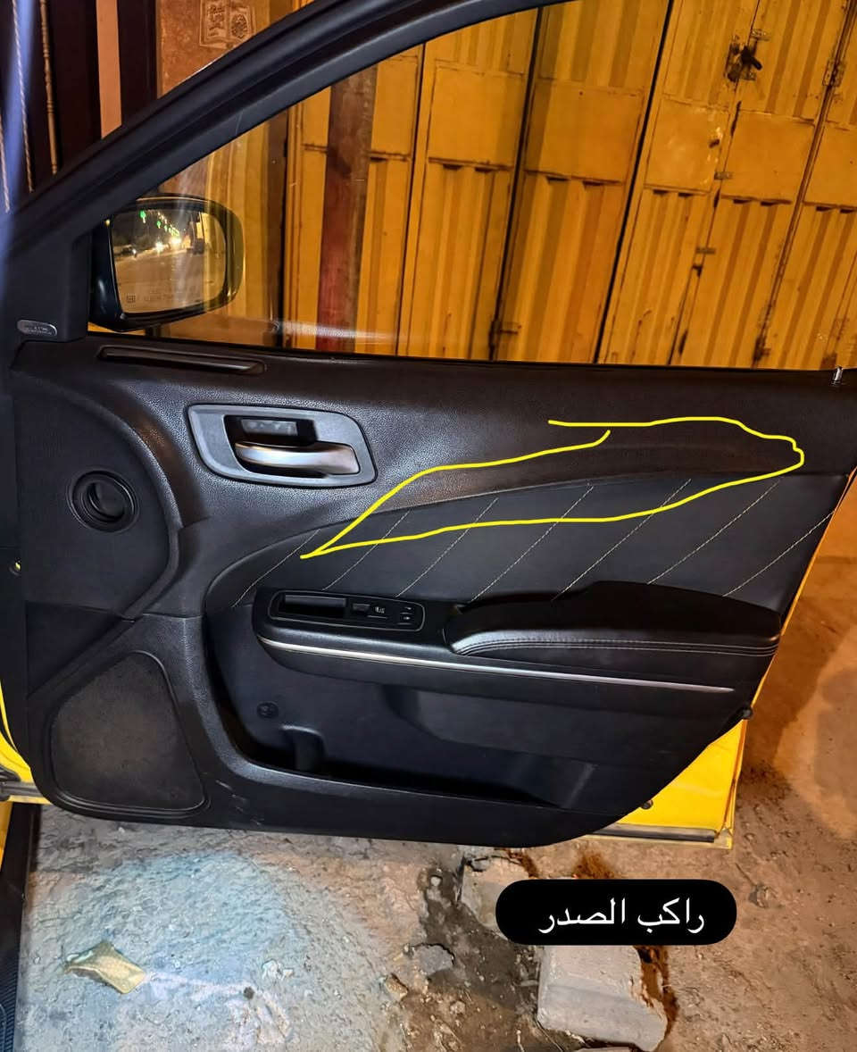 ابطاين جارجر ١٩ ٣ وضع شركه جدد بس وحده مال راكب الصدر مكرفعه مأشر عليه للبيع سعرهن ٩٠ الف مكاني كربلا *********** واتس

نص مكتوب في الصور:
- السابق
- راكب الصدر