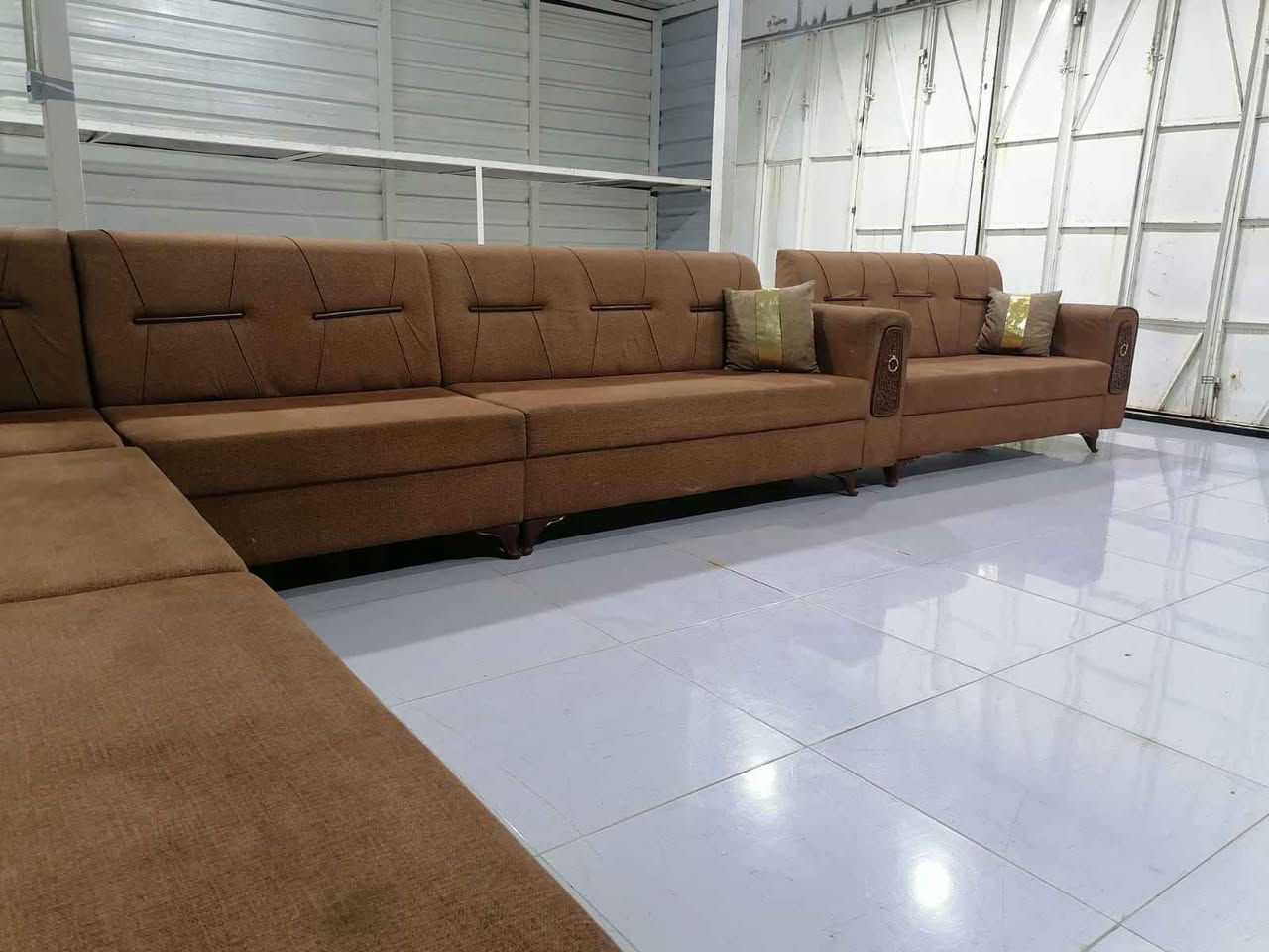 ديوان مستخدم • حرف L • ٢٢ نفر