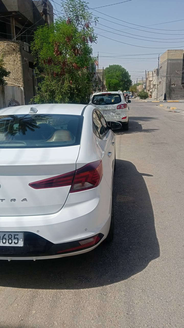 للبيع النترا 2020 خليجي فوول 
محرك 2000 دوش رقم بغداد  تحويل مباشر  سنوية 2030 سونار بالصور  السعر 152 مكانها كربلاء للاستفسار ***********
