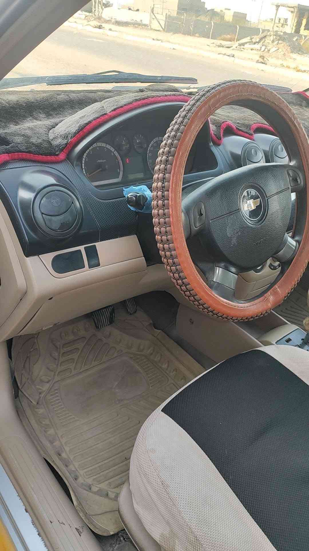 افيو 13 خليجي جاهزه من كلشي مكينه مسكر 1600شرط مالت كصه مامشتغله بالعراق قبل شهرين شديته 
 وكير وتبريد ثلج وكهربائيات وهزه جديده ومصفره من كلشي تحويل مباشر شرط والسعر 57 ورقه وشايف خير الي ياخذه وموجوده بالرميثه ***********
