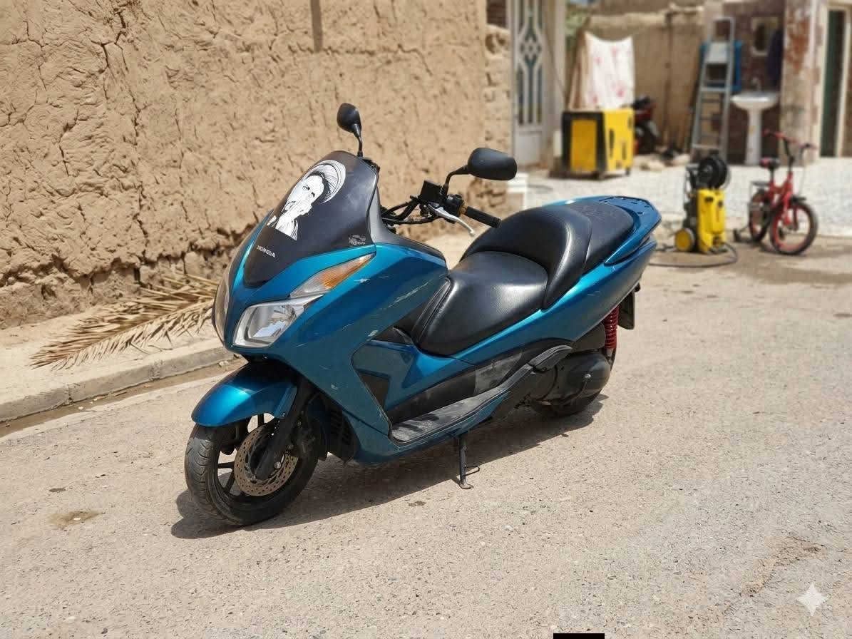 سلام عليكم فورزه للبيع 012 مكفوله كفاله عامه مكينه تخبل وخرسه دراجه شلعه تخبل دراجه جاهزه كل نقص مابيهه تجي وتفحص وتشوف بعينك سعر مليون وميه وببهه مجال لشراي رقمي *********** مكاني كوت حي جامعه
