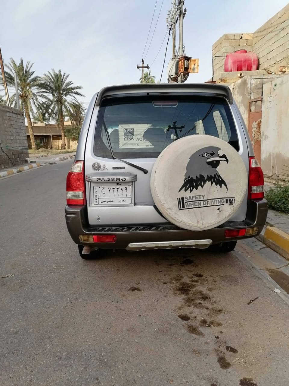 يا الله
سيارة باجيرو موديل 2006 بجعة 
مكينه 6 سلندر 3.8 مجفته تجفيت درجه اولى وبي ضمان سنه 
تخم تاير بعده جديد 
كشنات قماش
3 قطع تبريد 
7 راكب
ابيع مصبوغه عام 
مكانها واسط قضاء الحي 
للاستفسار *********** موجود خاص و واتساب.
