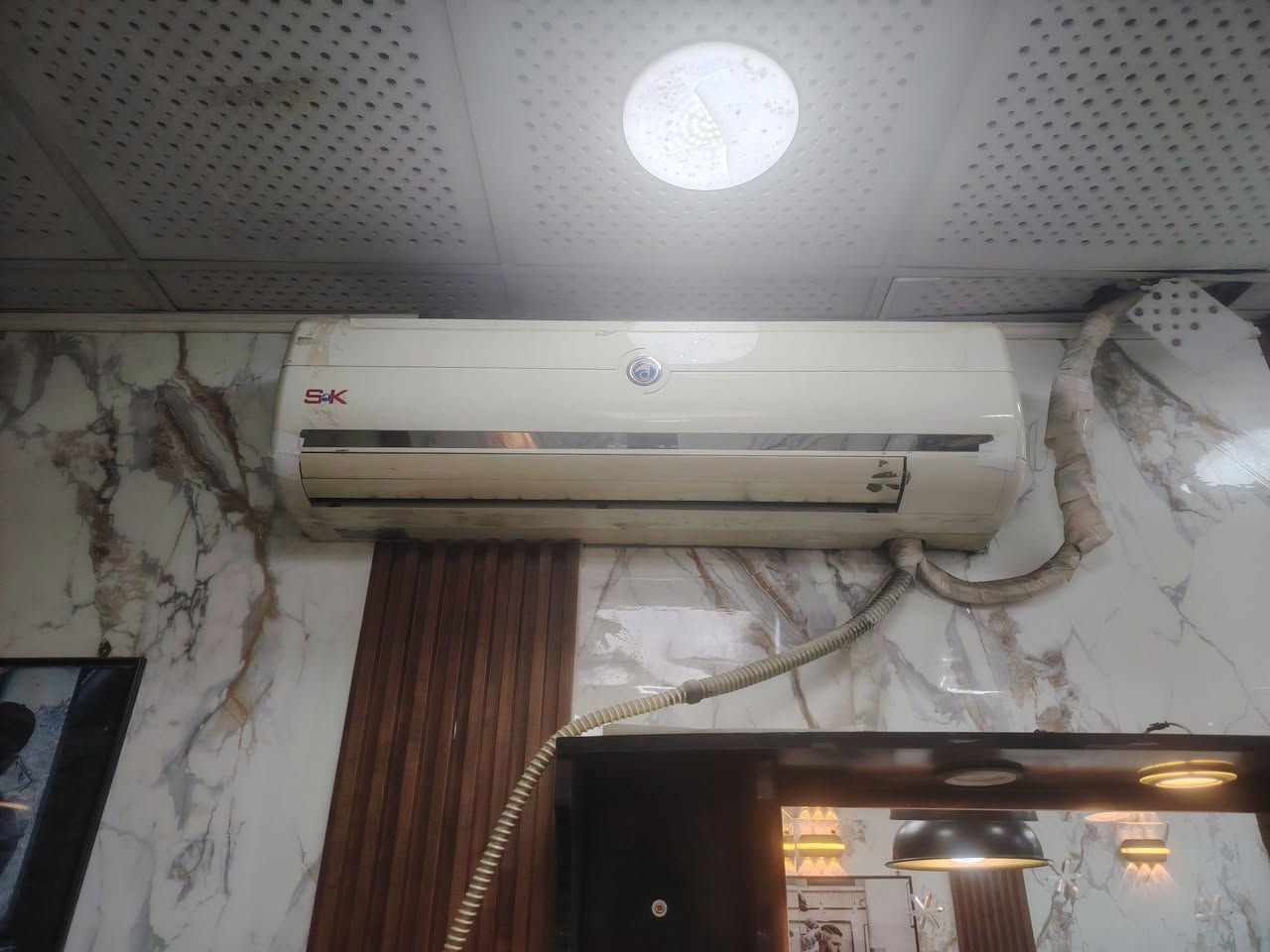 للبيع وبسعر مناسب
للإستفسار أو الاتصال ***********
