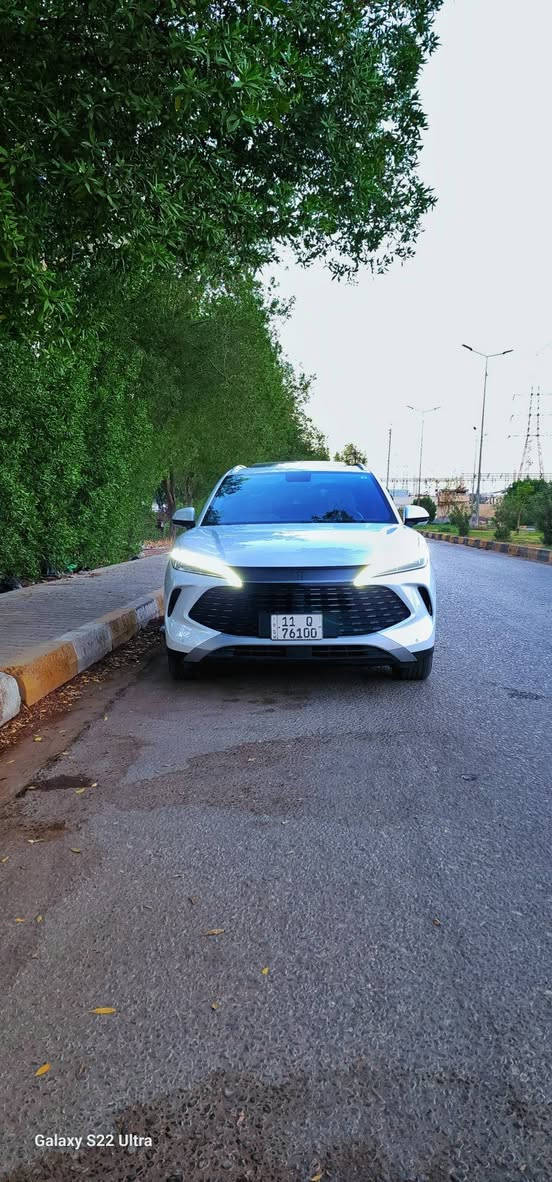 السلام عليكم ورحمة الله. وبركاته BYD SONG L 2025
فول مواصفاة لكن مو فلاكشب 
السيارة بعدها جديدة بحالة الوكالة 
ماشية 10900 
مواصفتها معروفة 
مسويلها برمجة انجكتر وكالة 
بانوراما 
5كاميرات محيطية 360 درجة  +3D +شفاف 
اوتو هلود 
رادارات 
حساسات
داش كام بلادي 
جنطة كهرباء
 جميع وضعيات القيادة + تحكم كامل من الشاشة 
مري شفت + اشارة + ترحيب 
ماساحات اوتو حساس
هي فول 
بيها شخط بالباب مقدار اصبع واصلا ممبينة بس حبيت اذكرها 
شخطها ابني بالبايسكل موضح بالصور الباقي كفالة 
رقم بغداد بأسمي 
مكاني بابل الحلة المركز 
السعر المطلوب 30 مليون دينار عراقي وبيها مجال للطيبين 
***********
