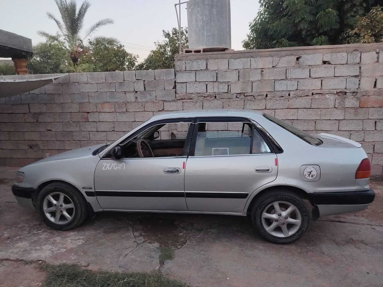 كورلا موديل 96 ماشاءالله نضيفه رقم بغداد السياره عايزها شويه ترتيبات خفيفه سياره حلوه مال جناي مكاني صلاح الدين *********** السعر 46
