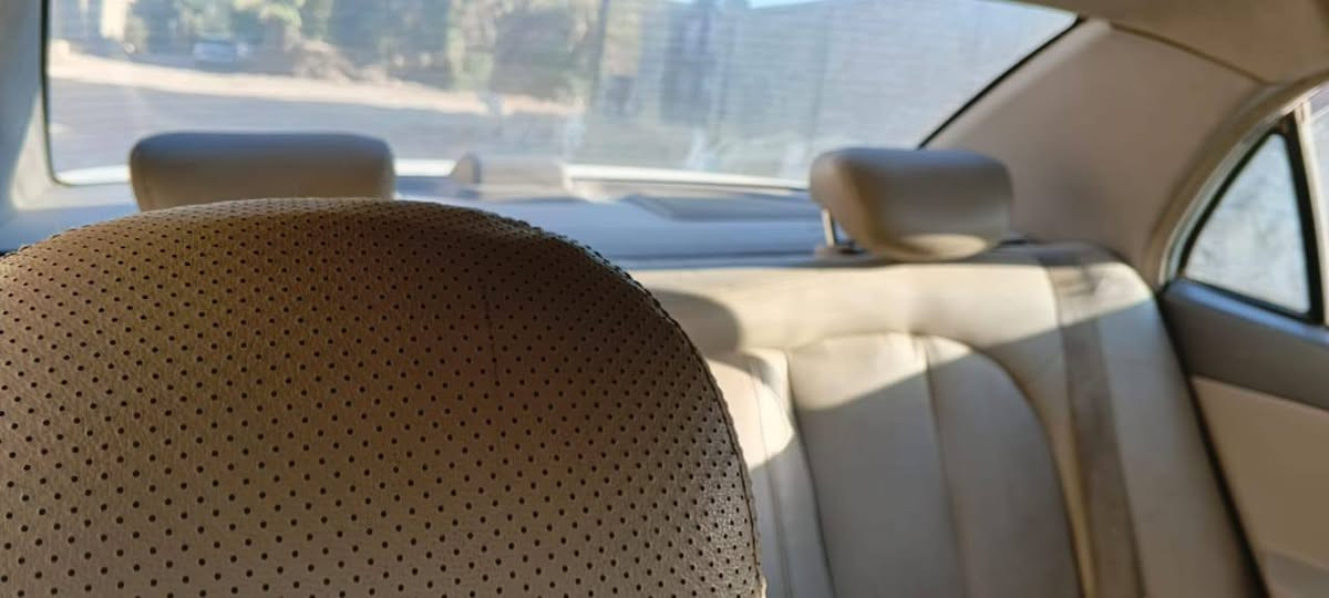 سلام عليكم  سياره بي وايدي البيع  مستعجل مكانه بغداد  الكرخ  كير مكينه تبريد شغاله سنويه جديده   تحويل مباشر   
***********
