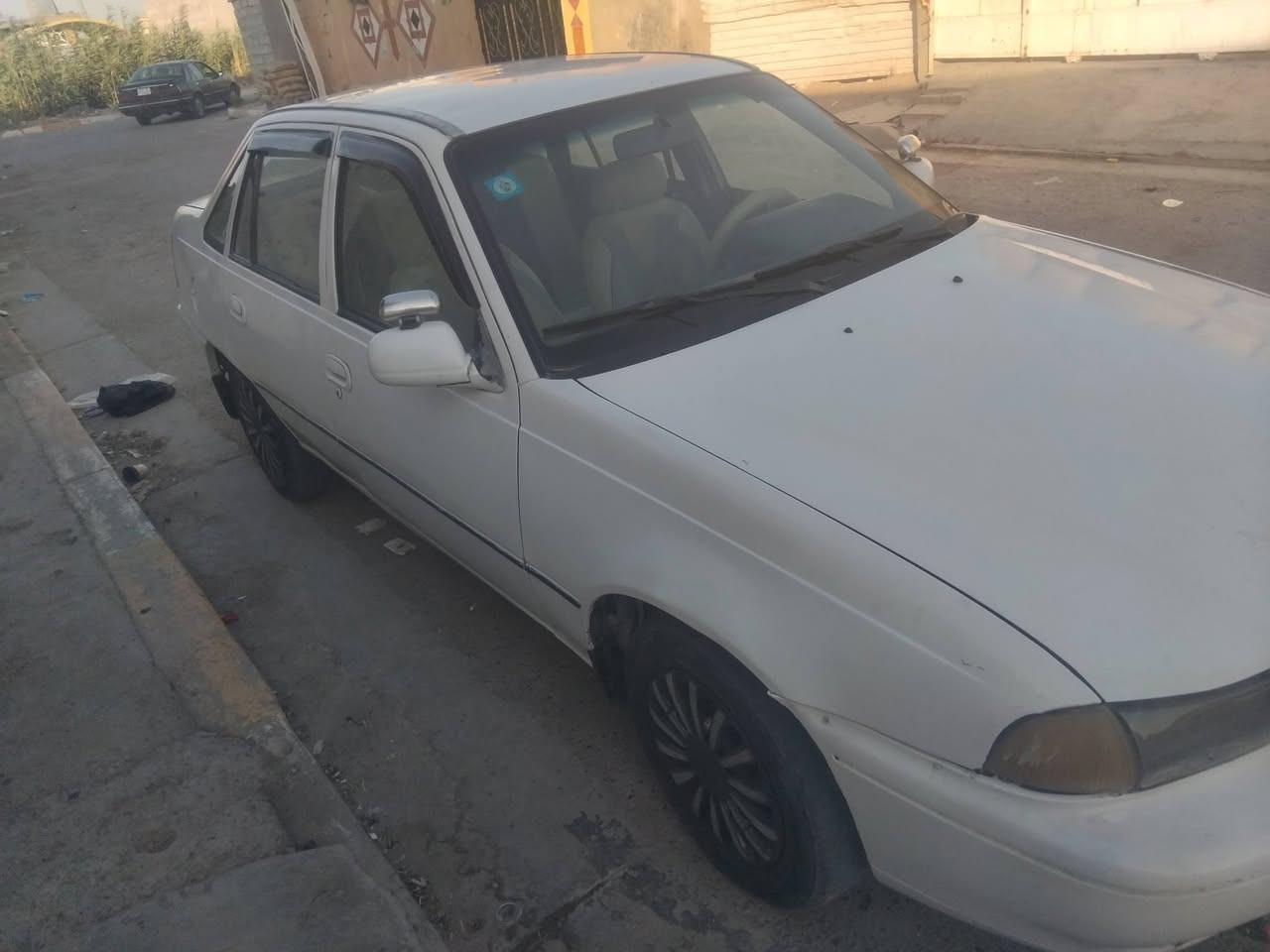 سلو بغداد موديل 1994 اتو السعر 30 العنوان بغداد التاجي  *********** } ***********
