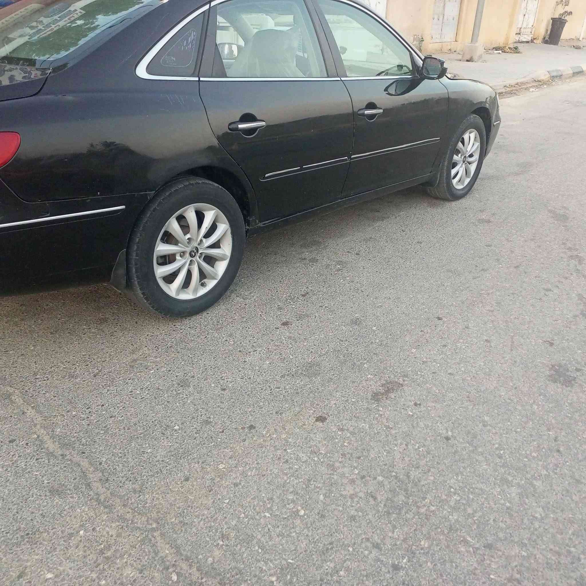السلام عليكم شباب عندي ازيرا 2008 تأيرات كير مكينه تبريد جاهزه من كلشي بسمي رقم انبار دولي بيه فخذ امامي أرقم تليفون *********** سعر 54وبيه مجال لطيبين
