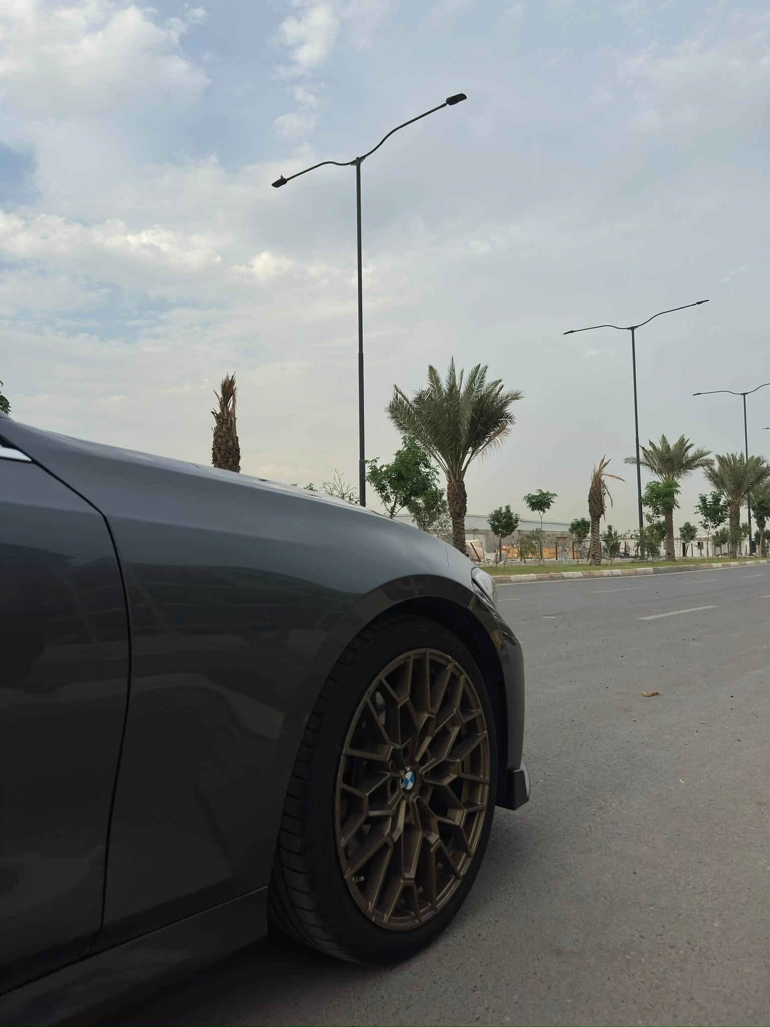 G20 330i • ٢٠٢١ • ماشيه ٧٠ الف