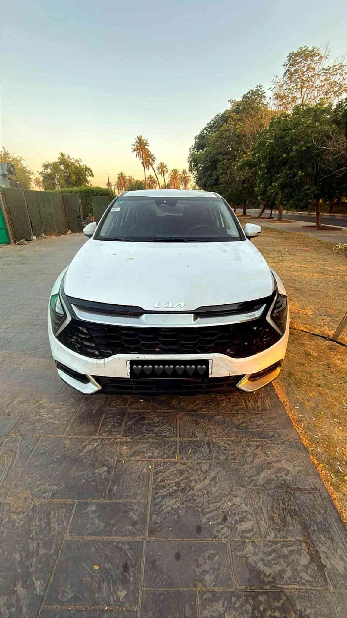 سلام عليكم كيا سبورتج 2025
سياره جديده بلكارتون وارد أمريكي — الشكل الجديد
رقم بغداد انكليزي تحويل مباشر 
كفاله عامه محرك كير تبريد صدر تايرات شاصي 

🔹 المواصفات:

•داخل اسود  جلد وكنتاره 

• دفع رباعي AWD / 4WDGDI – 4 

محرك 2500  4 سلندر المرغوب 

• كير أوتوماتيك 8 سرعات

• بصمة تشغيل + بصمة أبواب

• تشغيل عن بُعد

• شاشة ديجتال 12.3”

• عداد ديجتال

• كرسي سائق كهرباء

• تدفئة كشنات أمامية

• شاحن وايرلس

• ماشيه 27 الف 

هندبريك كهربائي دكمة

• Auto Hold

• Drive Mode

• قطعتين تبريد / تحكم مناخي مزدوج

• حساسات أمامية وخلفية

• رادار أمامي

• رادار جانبي / Blind Spot

• مانع انزلاق

• مانع انحدار

• LED أمامي وخلفي

• إشارات بالمرايا

• كاميرا خلفية

• Apple CarPlay + Android Auto

• تحكم ستيرن

• كروز كنترول

سعر ١٨٥

📍 مكاني: الاعظميه 

📞 للتواصل والاستفسار: ***********
***********واتساب
