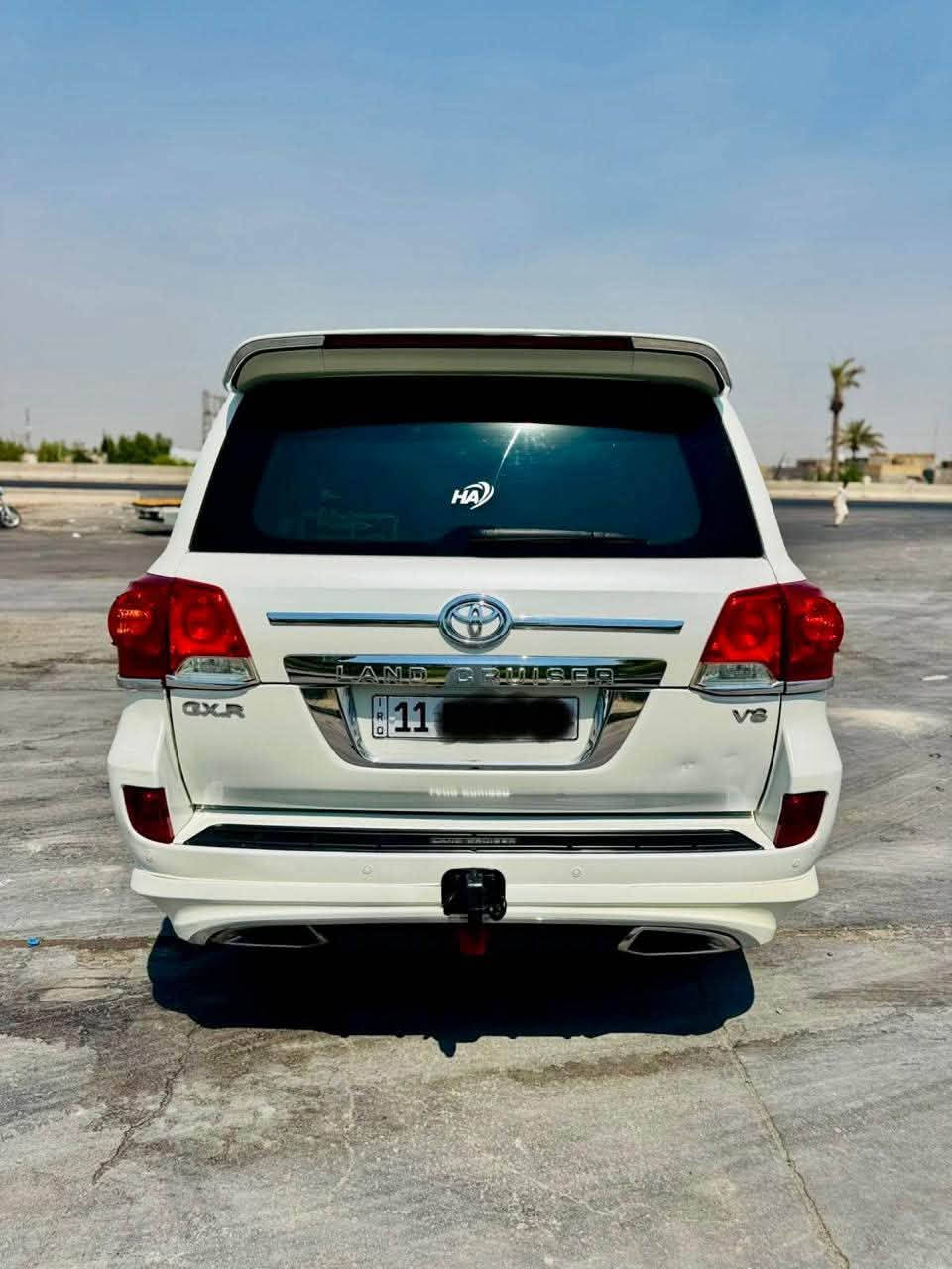 السلام عليكم للبيع لاندكروز موديل 2015بريم اصلي رقم بغداد بسمي مشروع وطني  مكفول كفاله عامه من صبغ وتبديل وفتح 
فول مواصفات
بصمه تشغيل
بصمه ابواب
فتحه سلايت
كشنات جلد
كشن كهرباء ثلاث حركات
زراكات
مري شفط
مري قلاب
تحكمات ستيرن كامله
مثبت سرعه
سبعه راكب
ثلاث قطع تبريد
8ايرباك 
محرك v8
حساس امامي
حساس خلفي
وباقي مواصفات بريم  معروفة 
ماشيه 96 الف  حقيقي 
السعر (365)
اللا ستفسار اتصل على الرقم ***********
مكان السيارة بابل حله
